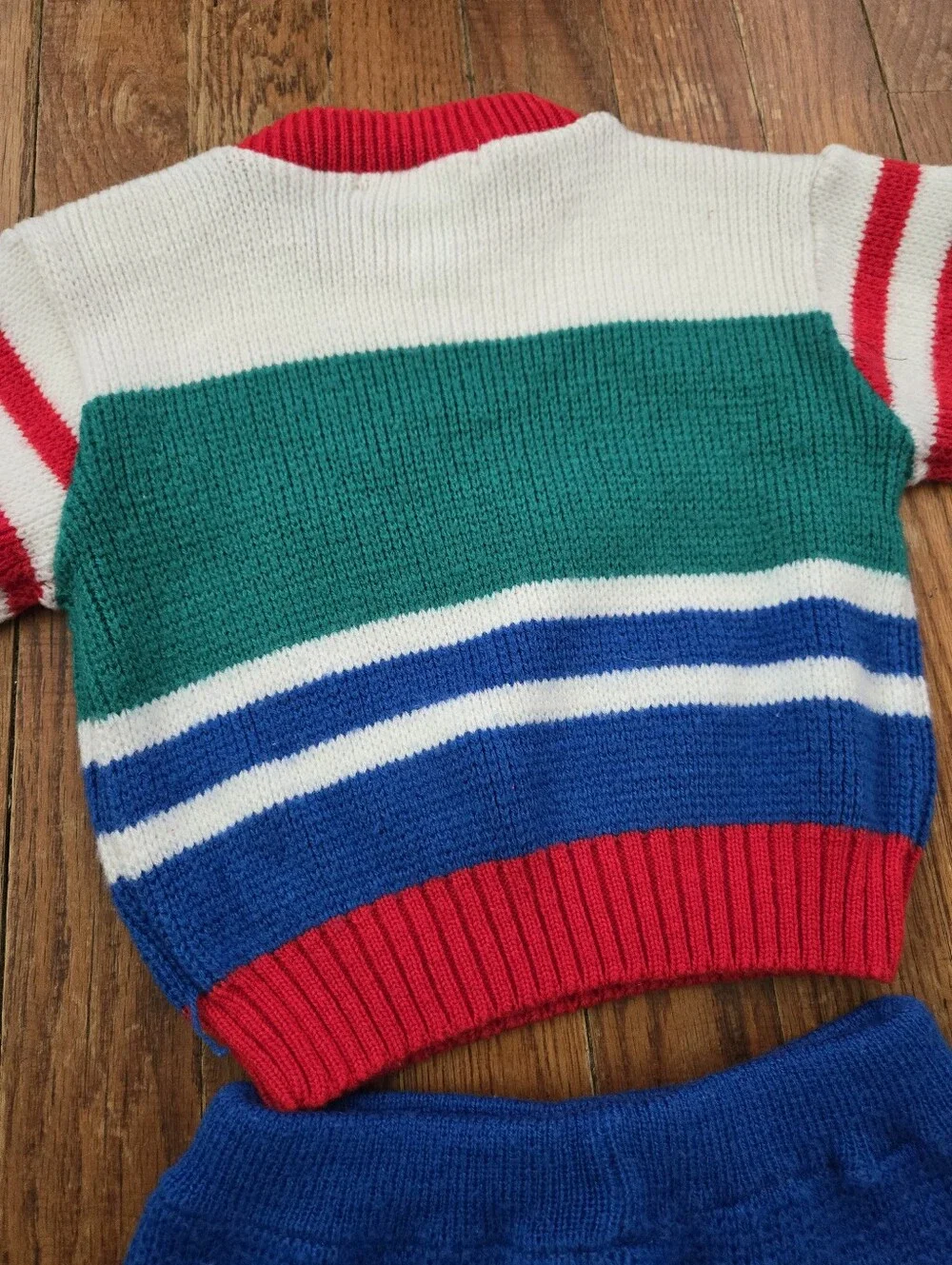 Vintage Cradles Knit Play Set Size 24 Months Primary Colors Train Bear Patch